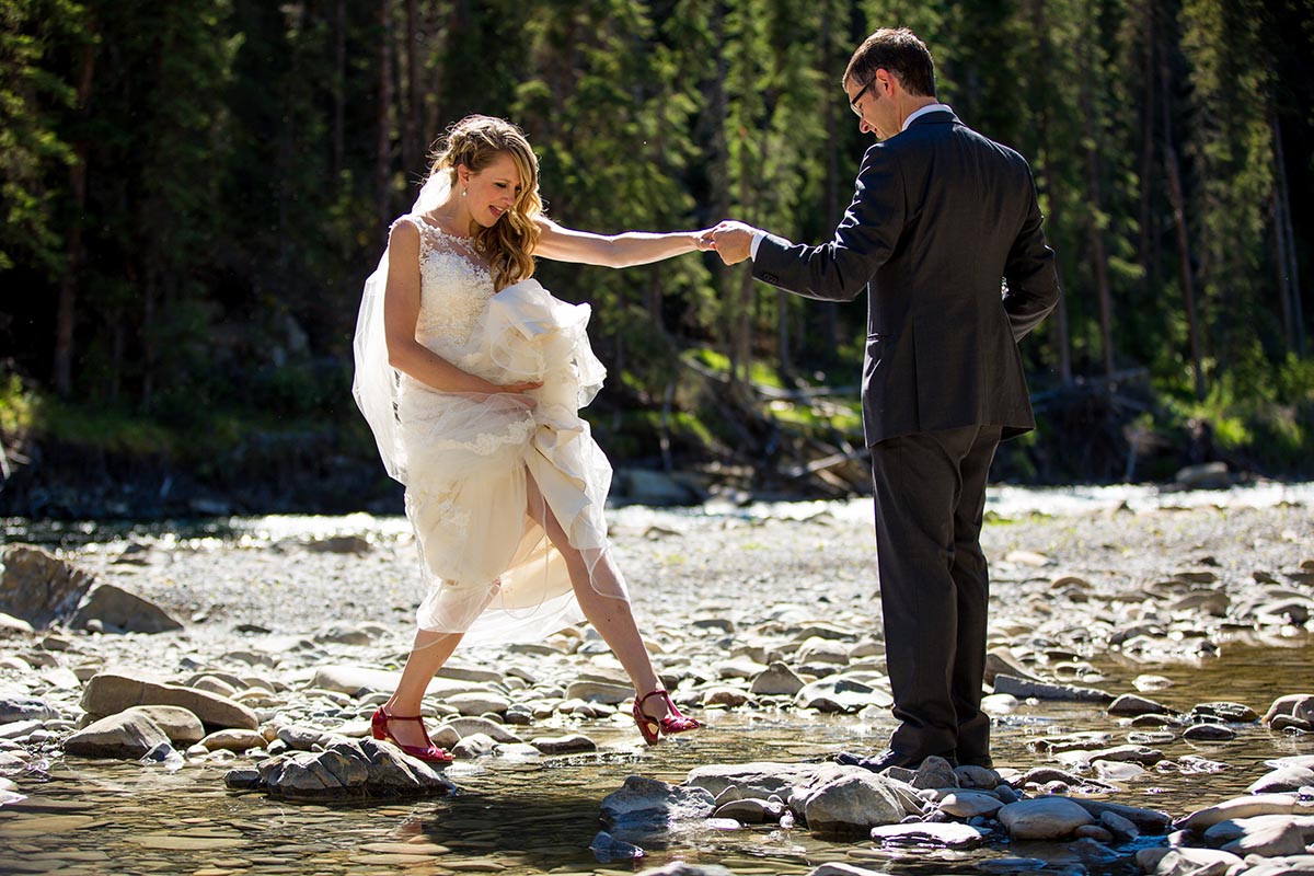 outdoor wedding calgary cochrane alberta